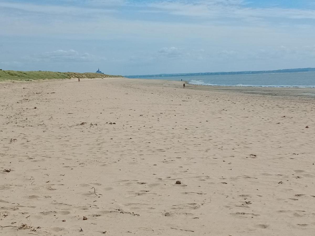 Gite Les Bambous En Baie Du Mont St Michel Dragey Экстерьер фото